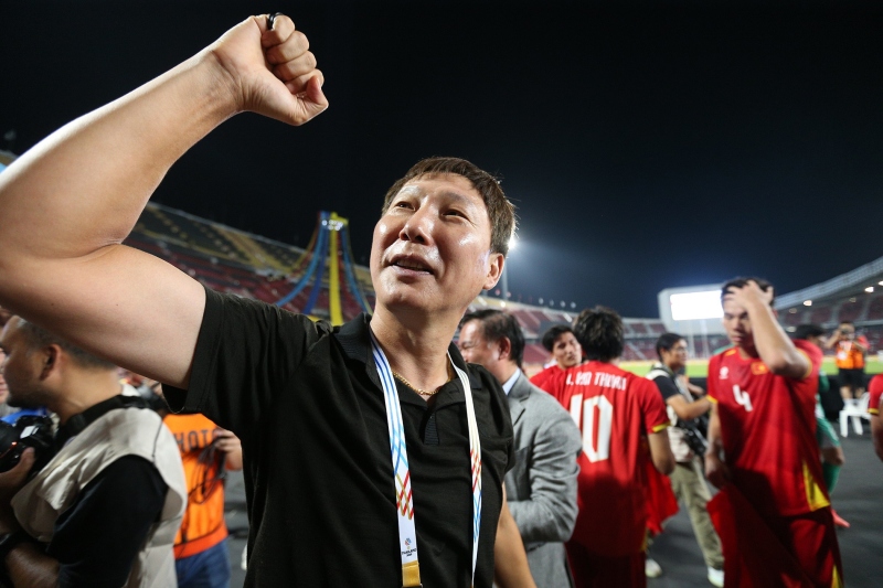 HLV Kim Sang-sik xây dựng chiến thuật cho VCK U23 Châu Á 2026